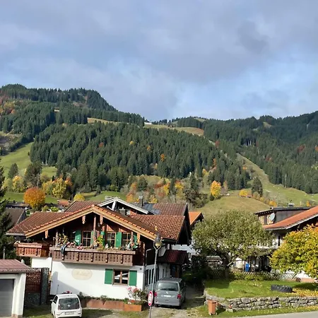 公寓 Bergfrei - Mit Hallenbad Und Sauna *